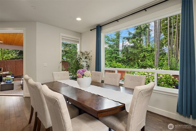 5529 165th Place SW, Lynnwood, WA 98037