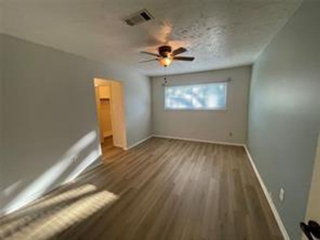 11918 Kirknoll Drive, Houston, TX 77089