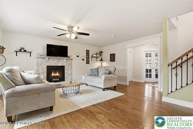 1005 McKinley Way, East Stroudsburg, PA 18301