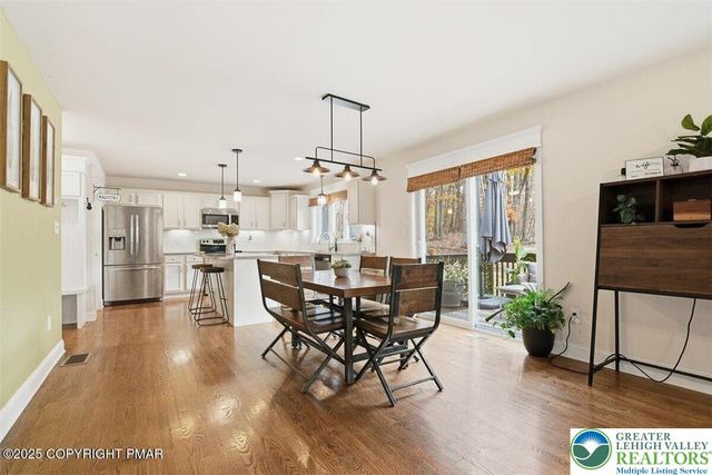 1005 McKinley Way, East Stroudsburg, PA 18301