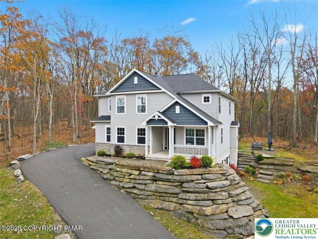 1005 McKinley Way, East Stroudsburg, PA 18301