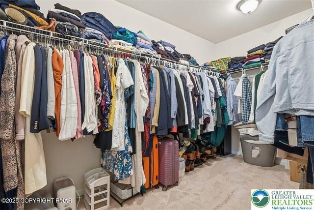 1005 McKinley Way, East Stroudsburg, PA 18301