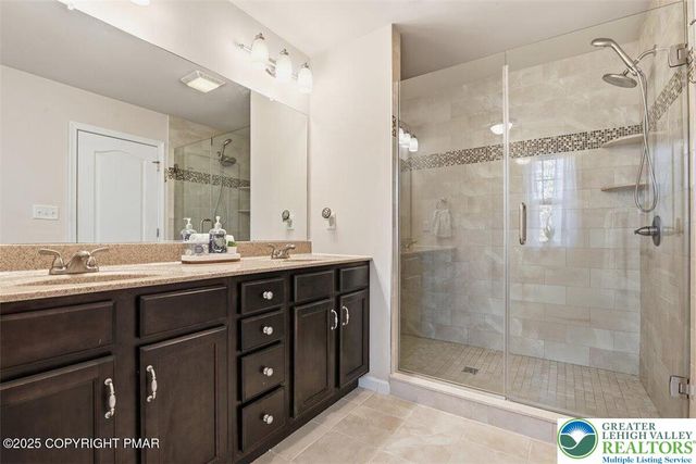 1005 McKinley Way, East Stroudsburg, PA 18301