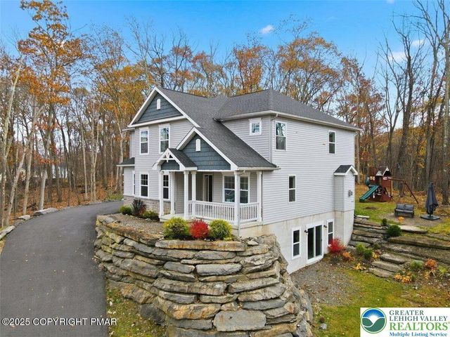 1005 McKinley Way, East Stroudsburg, PA 18301