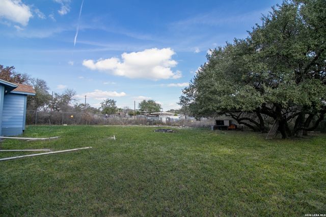 16472 N State Highway 16, Poteet, TX 78065