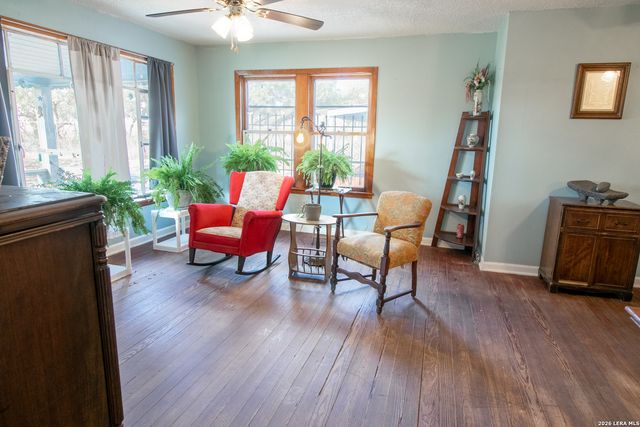 16472 N State Highway 16, Poteet, TX 78065