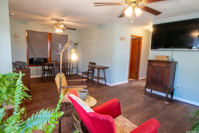 16472 N State Highway 16, Poteet, TX 78065