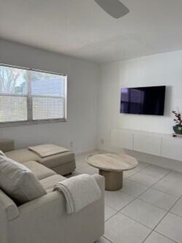 154 Valencia G, Delray Beach, FL 33446