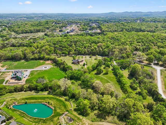 9824 Split Log Rd, Brentwood, TN 37027