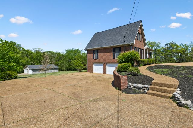 9824 Split Log Rd, Brentwood, TN 37027