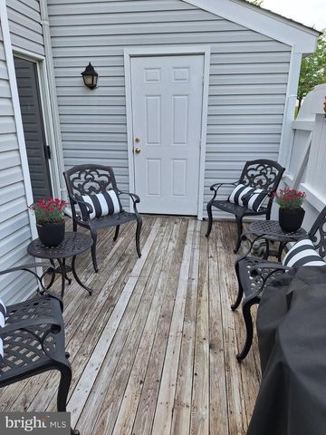 151 EDINBURGH SQ, Sterling, VA 20164