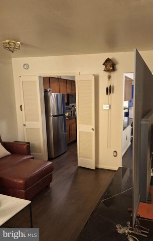 151 EDINBURGH SQ, Sterling, VA 20164