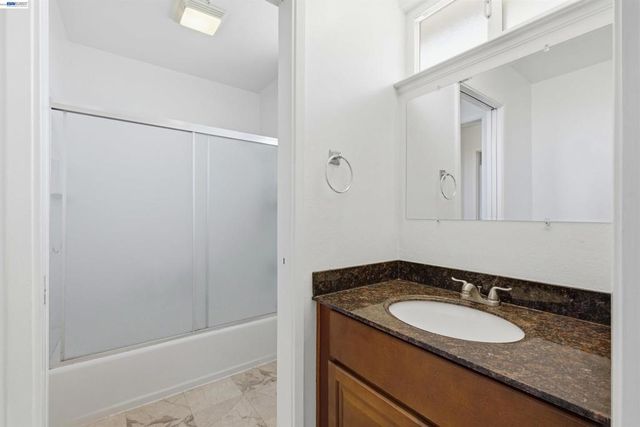 7601 Redbud Ct, Newark, CA 94560