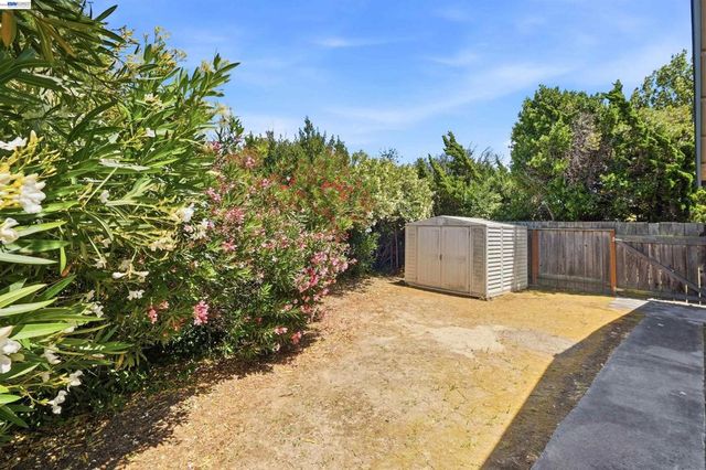 7601 Redbud Ct, Newark, CA 94560
