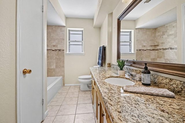 10323 Kirkwren Drive, Houston, TX 77089