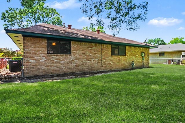 10323 Kirkwren Drive, Houston, TX 77089