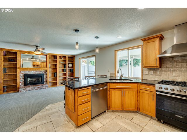 1407 Nw 4TH St, Battle Ground, WA 98604