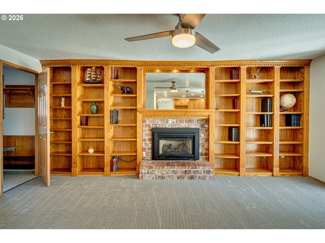 1407 Nw 4TH St, Battle Ground, WA 98604