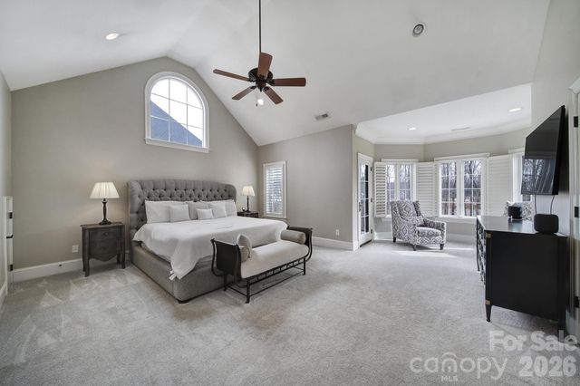 8000 Skye Lochs Drive, Waxhaw, NC 28173