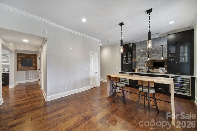 8000 Skye Lochs Drive, Waxhaw, NC 28173