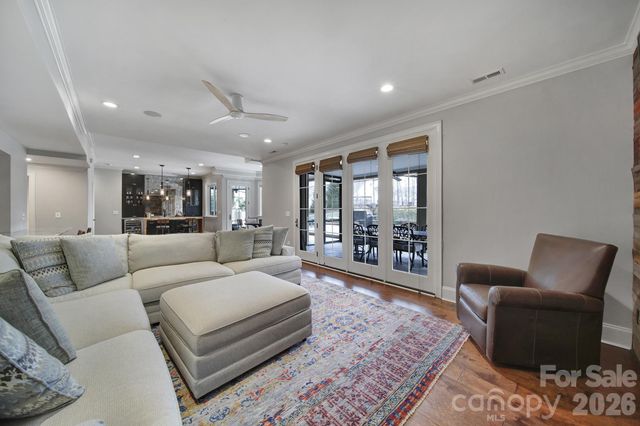 8000 Skye Lochs Drive, Waxhaw, NC 28173