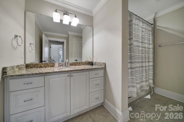 8000 Skye Lochs Drive, Waxhaw, NC 28173