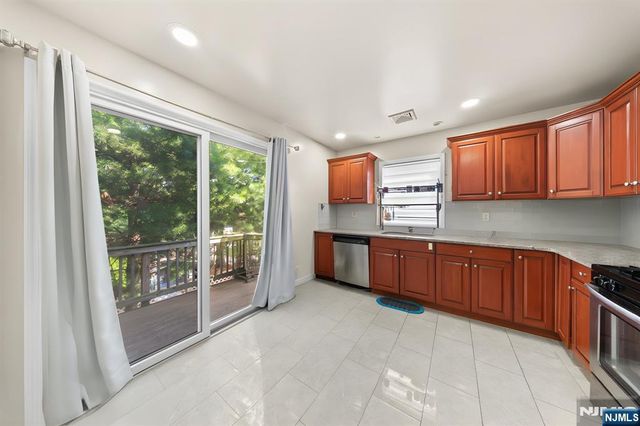234 5th Street, Fairview, NJ 07022