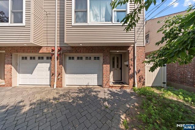 234 5th Street, Fairview, NJ 07022