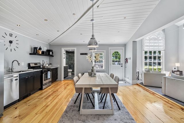 12 Fern St, Lexington, MA 02421