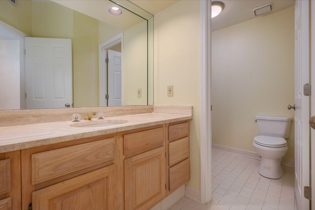 3818 West End Ave Apt 204, Nashville, TN 37205