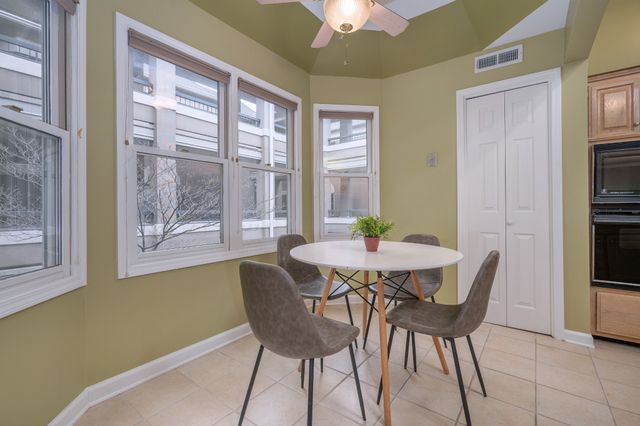 3818 West End Ave Apt 204, Nashville, TN 37205