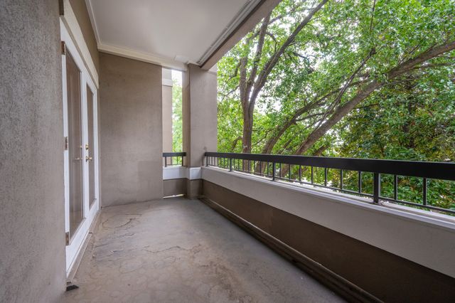 3818 West End Ave Apt 204, Nashville, TN 37205