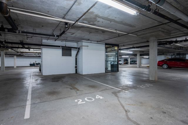 3818 West End Ave Apt 204, Nashville, TN 37205