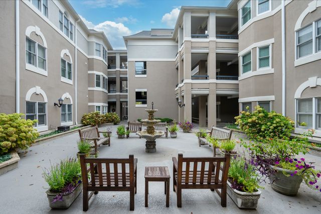 3818 West End Ave Apt 204, Nashville, TN 37205