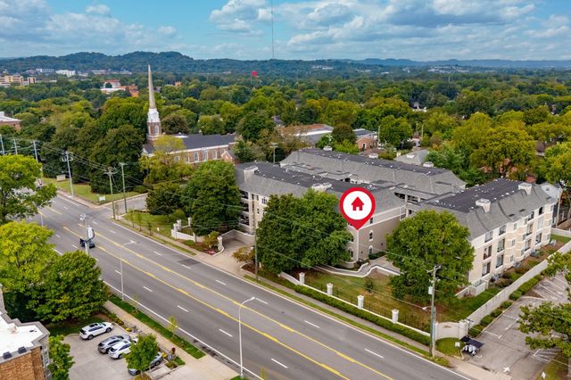 3818 West End Ave Apt 204, Nashville, TN 37205