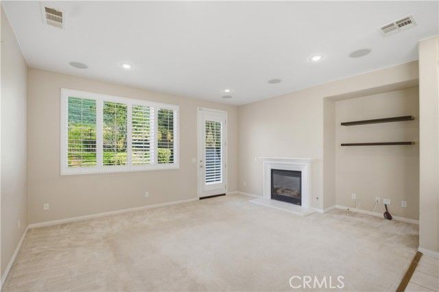 653 E Gardenia Drive, Azusa, CA 91702