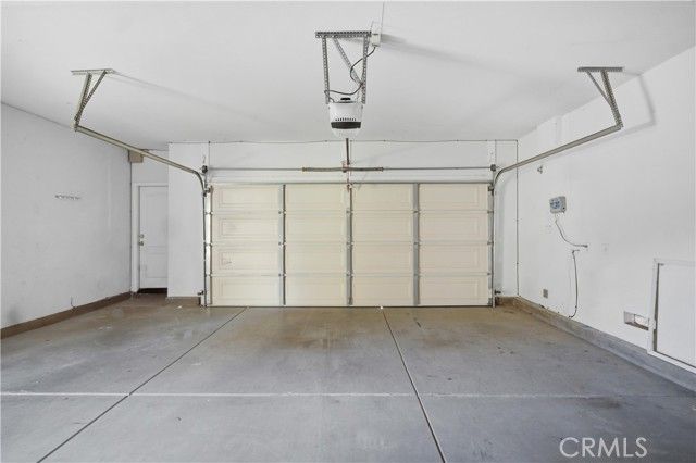 653 E Gardenia Drive, Azusa, CA 91702