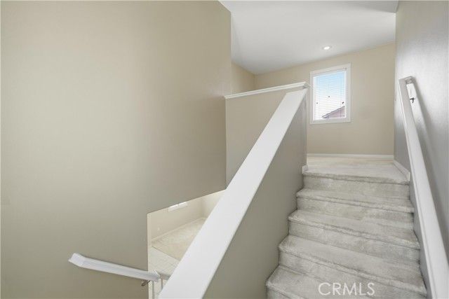 653 E Gardenia Drive, Azusa, CA 91702