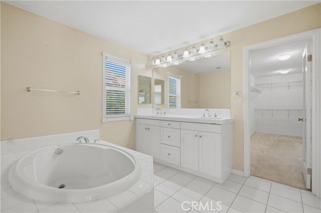 653 E Gardenia Drive, Azusa, CA 91702