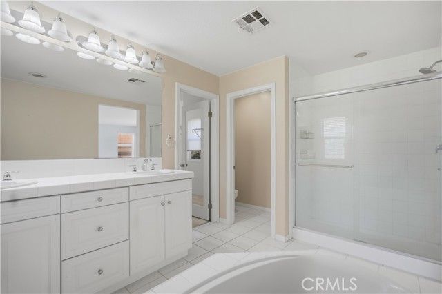 653 E Gardenia Drive, Azusa, CA 91702