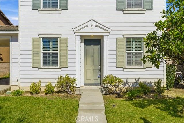 653 E Gardenia Drive, Azusa, CA 91702