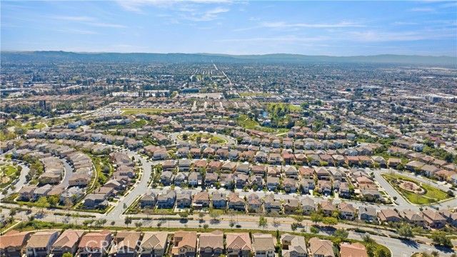 653 E Gardenia Drive, Azusa, CA 91702