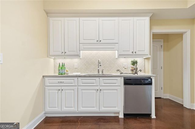 2615 Hillandale Circle, Cumming, GA 30041