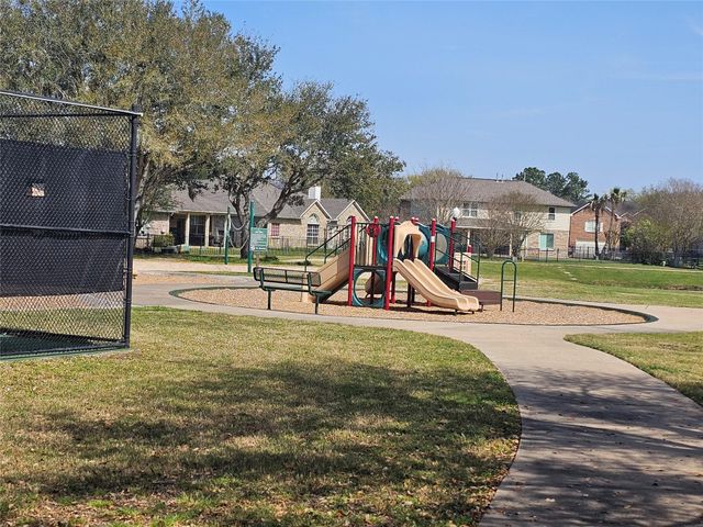 3403 E Cedar Hollow Drive, Pearland, TX 77584