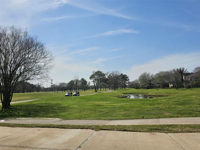 3403 E Cedar Hollow Drive, Pearland, TX 77584