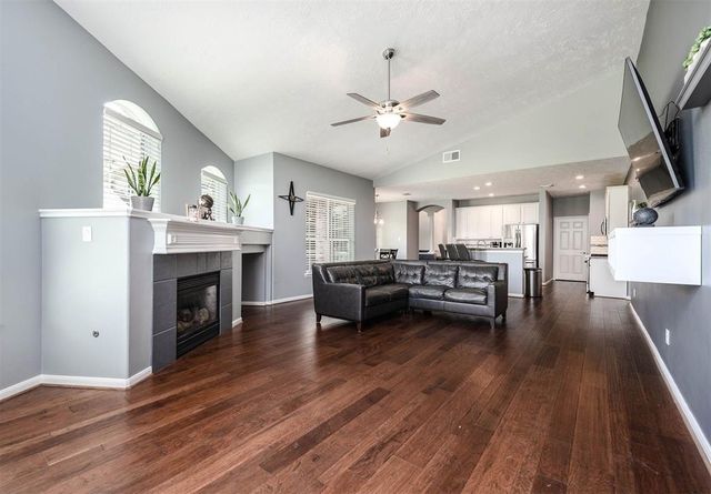 3403 E Cedar Hollow Drive, Pearland, TX 77584