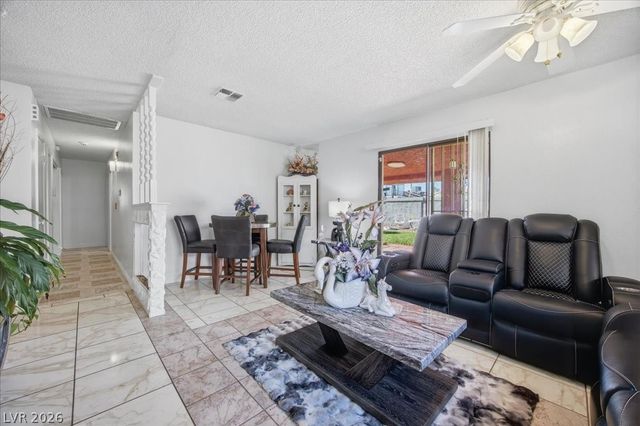 3920 Geist Avenue, Las Vegas, NV 89115