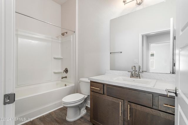 8345 HELMSLEY Boulevard, Jacksonville, FL 32219