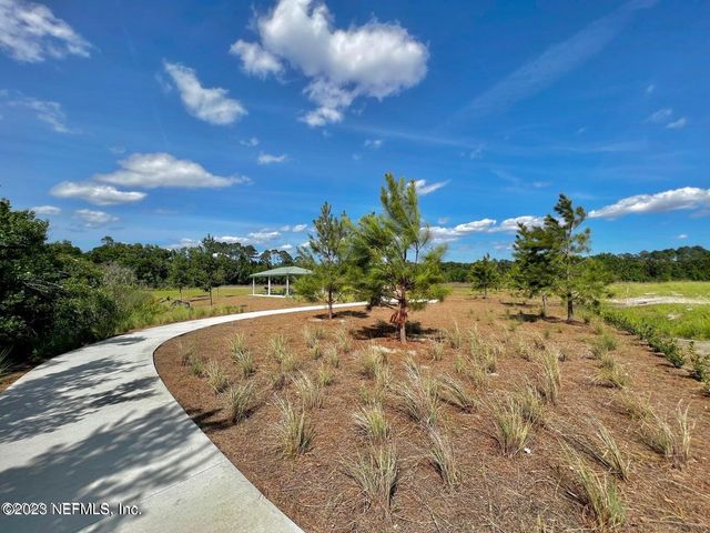8345 HELMSLEY Boulevard, Jacksonville, FL 32219