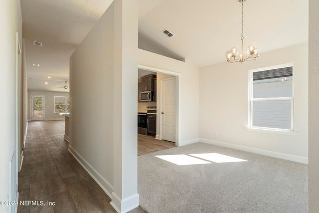 8345 HELMSLEY Boulevard, Jacksonville, FL 32219